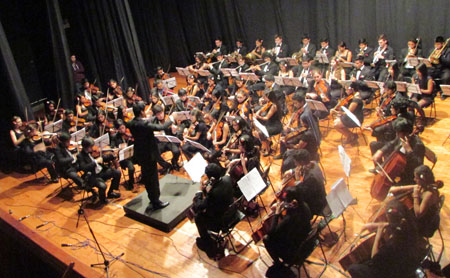 Concierto Perú Sinfónico unió a jóvenes músicos de Chimbote y Trujillo
